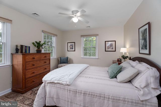 347 MOUNTAIN VIEW RD, Skillman, NJ 08558