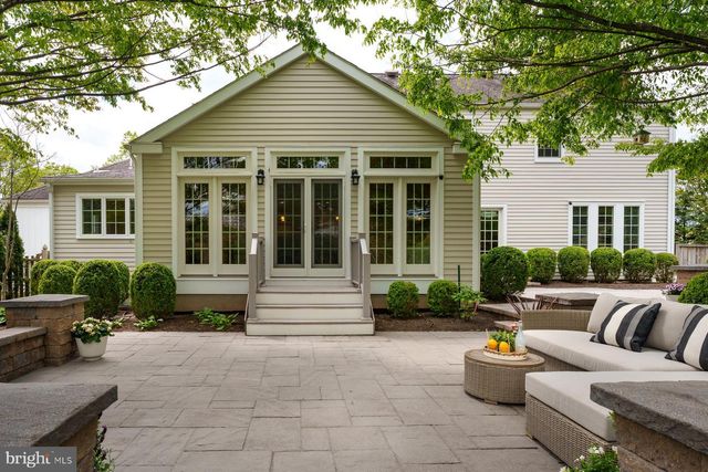 347 MOUNTAIN VIEW RD, Skillman, NJ 08558