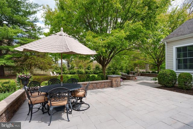 347 MOUNTAIN VIEW RD, Skillman, NJ 08558