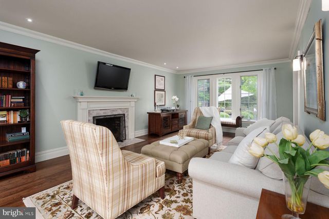 347 MOUNTAIN VIEW RD, Skillman, NJ 08558