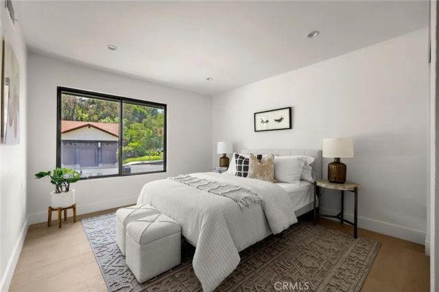 5100 Orrville Avenue, Woodland Hills, CA 91367