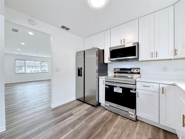 8454 AUSTIN N, Pinellas Park, FL 33781