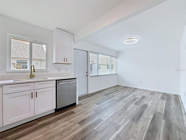 8454 AUSTIN N, Pinellas Park, FL 33781