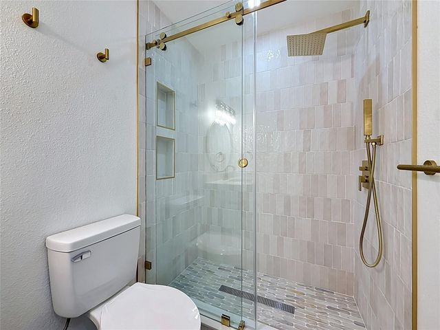8454 AUSTIN N, Pinellas Park, FL 33781