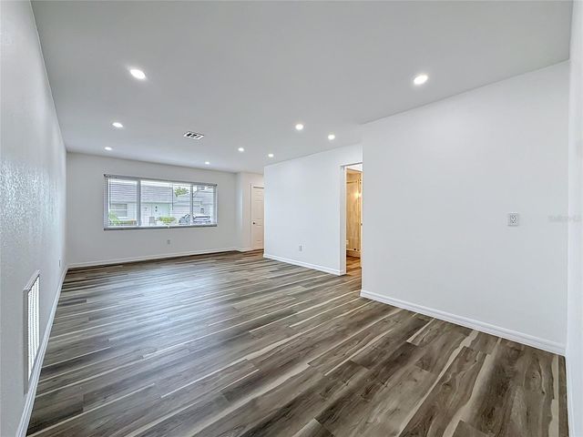 8454 AUSTIN N, Pinellas Park, FL 33781