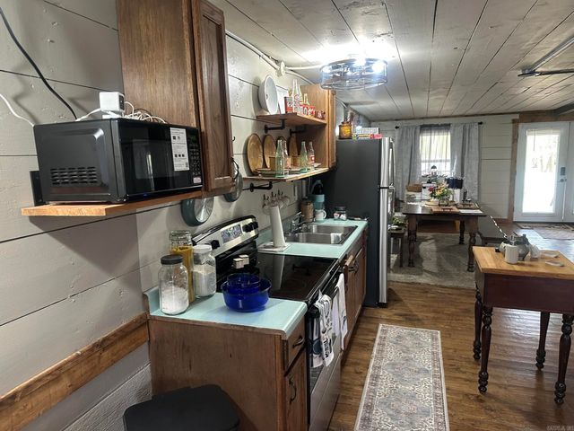 7537 HWY 289 Highway, Mammoth Spring, AR 72554