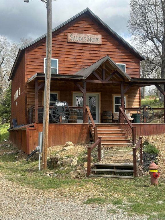 7537 HWY 289 Highway, Mammoth Spring, AR 72554