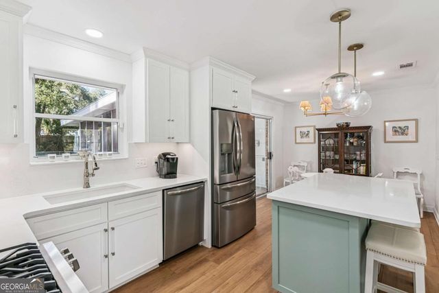 907 Mallery Street, St. Simons, GA 31522