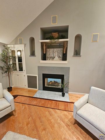 2309 Sunset Lake Drive, Emporia, KS 66801