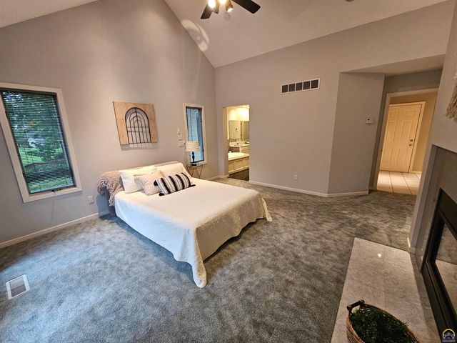 2309 Sunset Lake Drive, Emporia, KS 66801