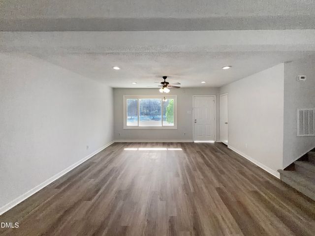 1181 Mcneil Street, Spring Lake, NC 28390