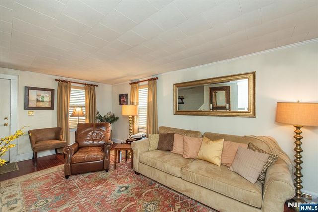 257 McCosh Road, Montclair, NJ 07043