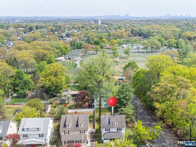 257 McCosh Road, Montclair, NJ 07043