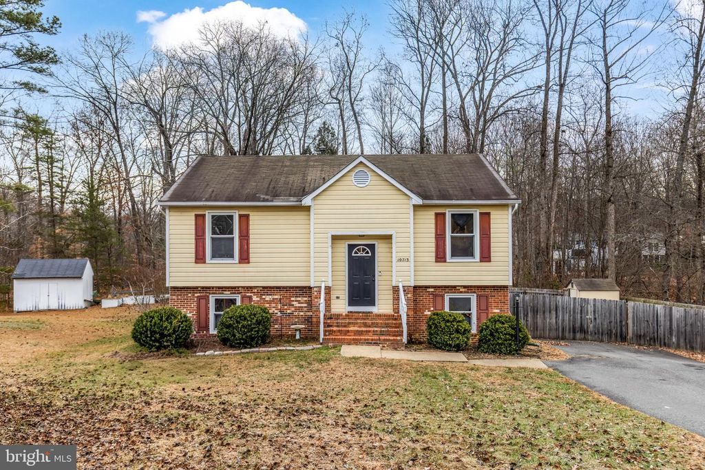 10713 COBBLESTONE DR, Spotsylvania, VA 22553