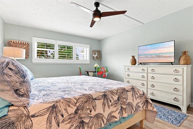 9604 CORTEZ ROAD W 422, Bradenton, FL 34210