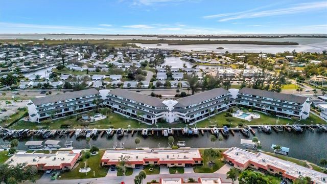 9604 CORTEZ ROAD W 422, Bradenton, FL 34210