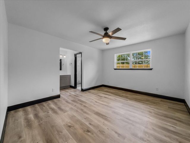 3950 Cypress Wood Court, Fort Worth, TX 76133
