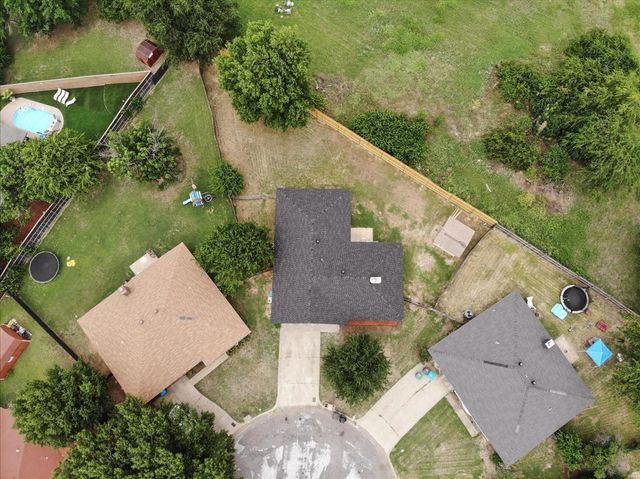 3950 Cypress Wood Court, Fort Worth, TX 76133