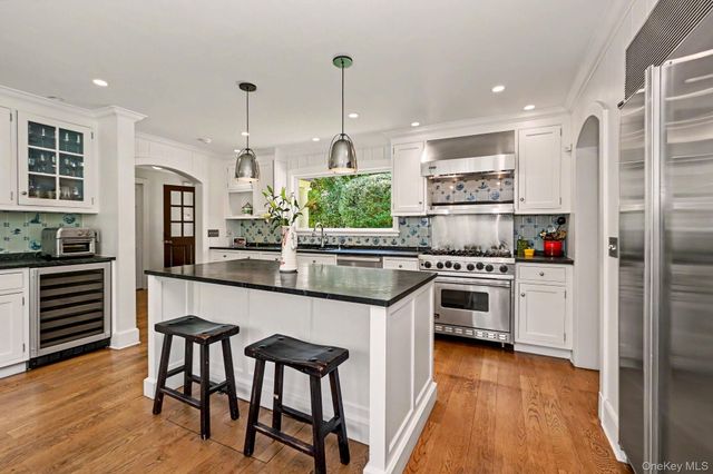 224 Old Colony Road, Hartsdale, NY 10530