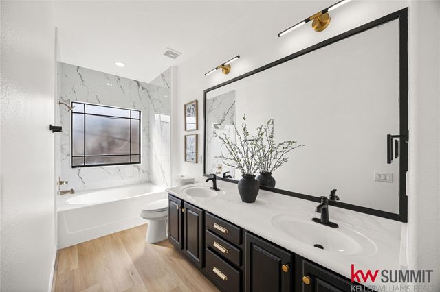 2410 Calumet Street B, Houston, TX 77004