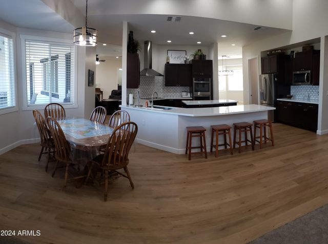2060 E QUARTZ Street, Mesa, AZ 85213