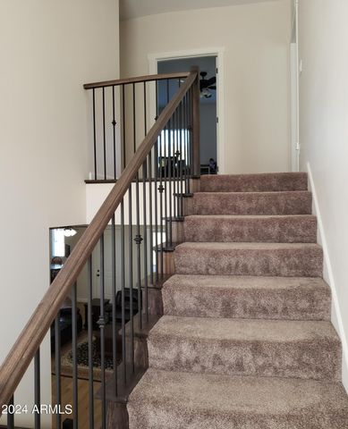 2060 E QUARTZ Street, Mesa, AZ 85213