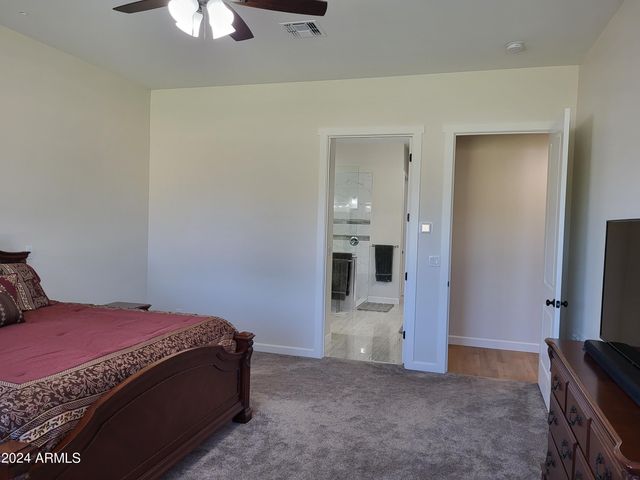 2060 E QUARTZ Street, Mesa, AZ 85213