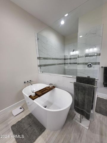2060 E QUARTZ Street, Mesa, AZ 85213