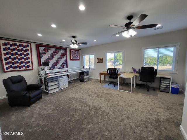 2060 E QUARTZ Street, Mesa, AZ 85213