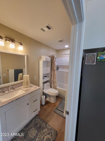 2060 E QUARTZ Street, Mesa, AZ 85213