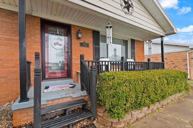 1216 20th Street, Tell City, IN 47586