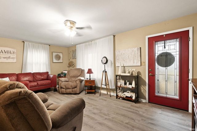 1216 20th Street, Tell City, IN 47586