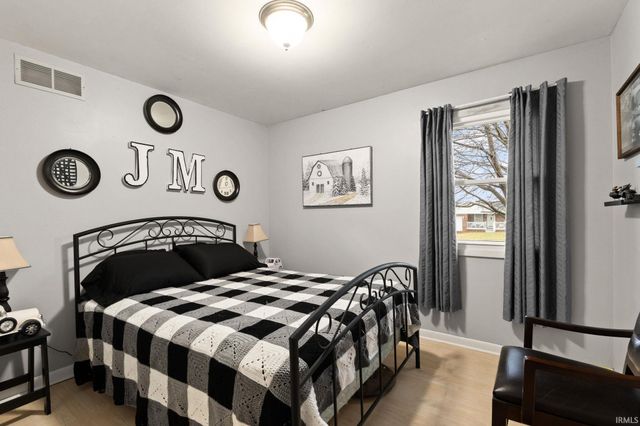 1216 20th Street, Tell City, IN 47586