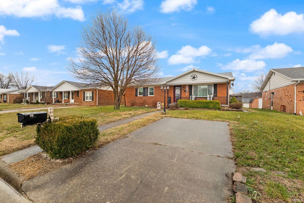 1216 20th Street, Tell City, IN 47586