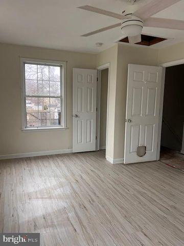 7832 E SHORE RD, Pasadena, MD 21122