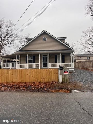 7832 E SHORE RD, Pasadena, MD 21122