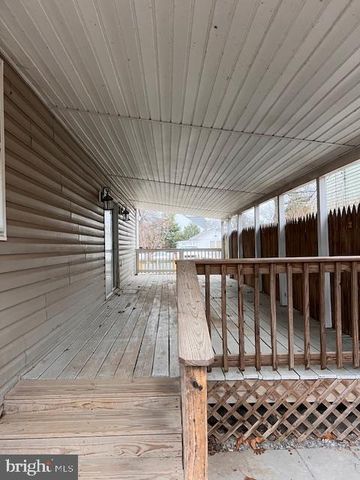 7832 E SHORE RD, Pasadena, MD 21122