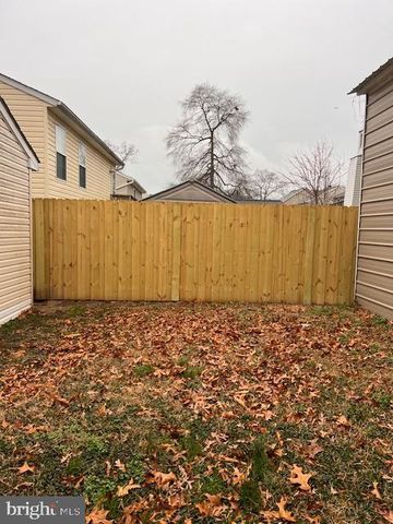 7832 E SHORE RD, Pasadena, MD 21122