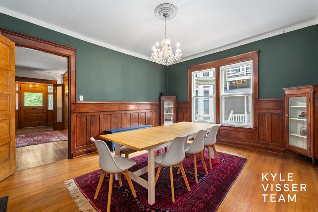 228 Madison Avenue SE, Grand Rapids, MI 49503