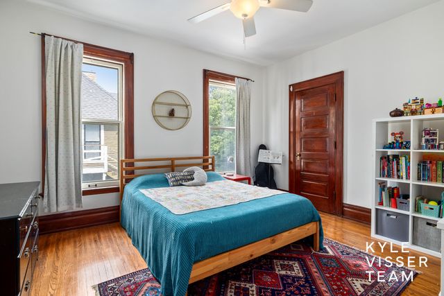 228 Madison Avenue SE, Grand Rapids, MI 49503