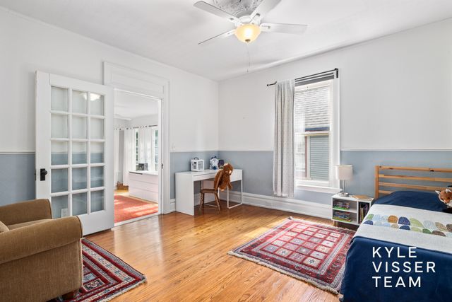 228 Madison Avenue SE, Grand Rapids, MI 49503