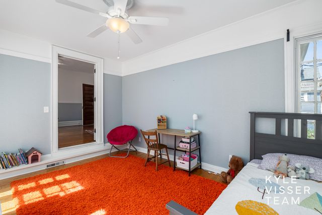 228 Madison Avenue SE, Grand Rapids, MI 49503