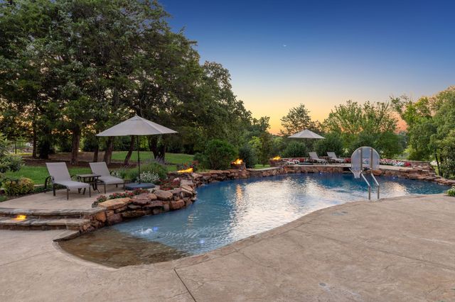 1711 Maranatha Way, Southlake, TX 76092