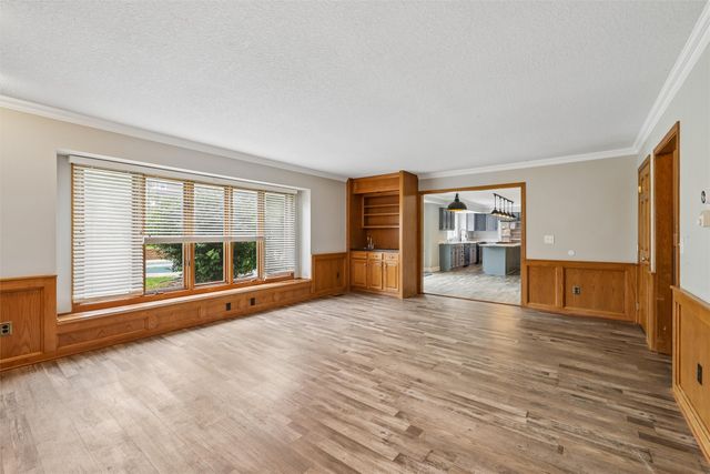809 58th Street, West Des Moines, IA 50266