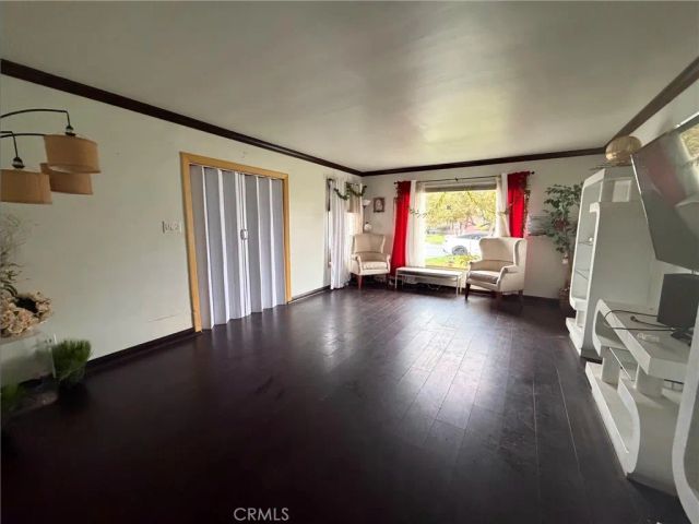 8516 Lyndora, Downey, CA 90242