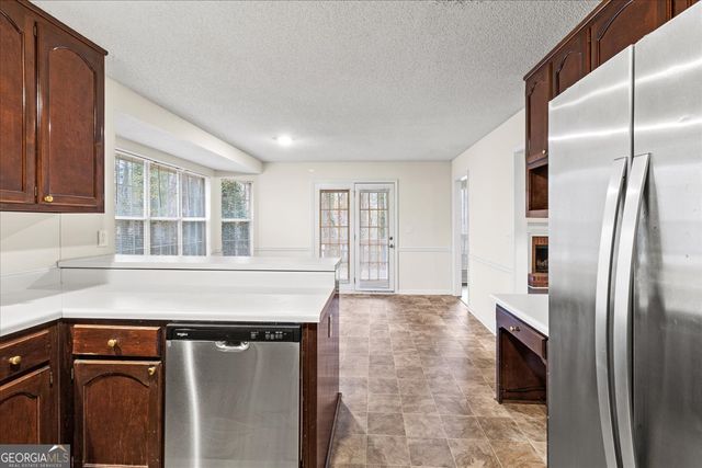 401 Streamview Lane, Stockbridge, GA 30281