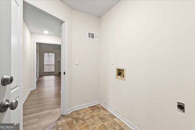 401 Streamview Lane, Stockbridge, GA 30281