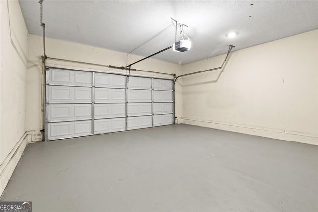 401 Streamview Lane, Stockbridge, GA 30281