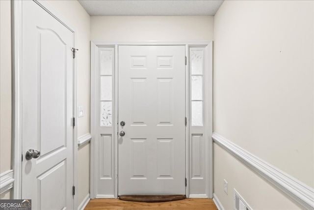 401 Streamview Lane, Stockbridge, GA 30281