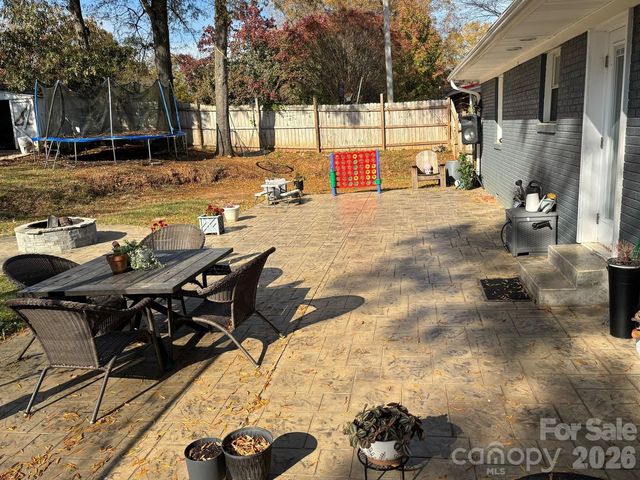 528 Waddell Drive, Albemarle, NC 28001